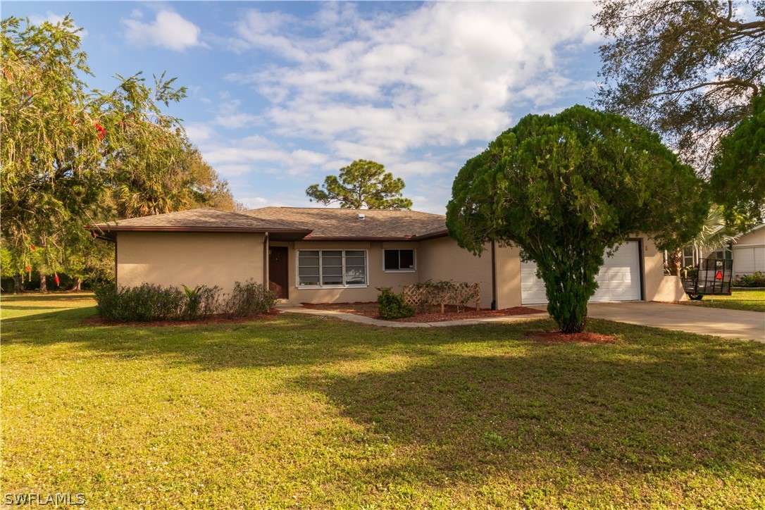 1530 Orchid Road Cape Coral Home Listings - RE/MAX Trend Cape Coral Real Estate