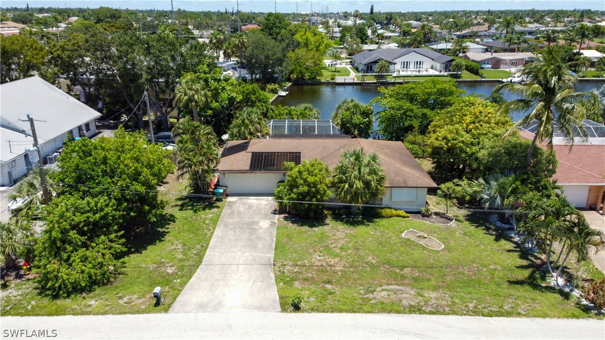 1609 SE 41st Street Cape Coral Home Listings - RE/MAX Trend Cape Coral Real Estate
